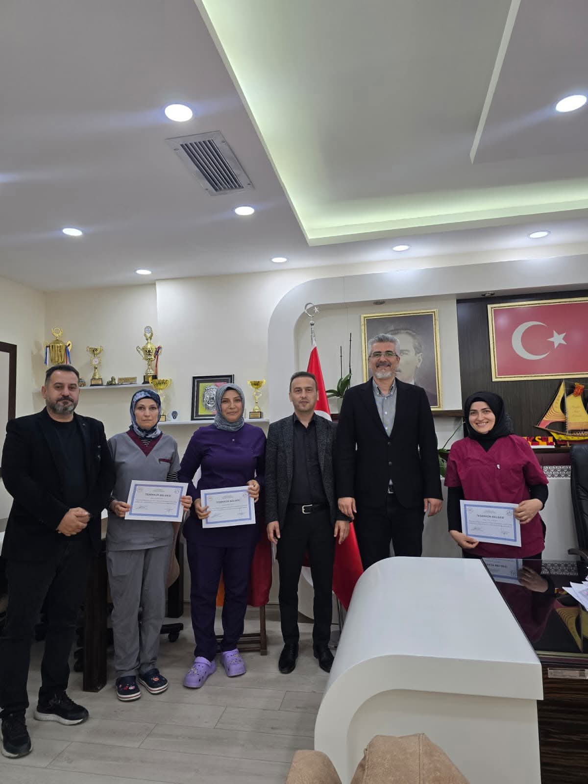 ÇANKIRI DEVLET HASTANESİ’NDE BAŞARILI PERSONELE TEŞEKKÜR BELGESİ